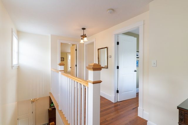 38 Warepoint Rd, West Brookfield, MA 01585