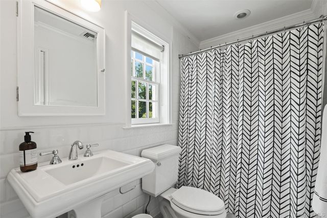 21 Bisbee Lane, Bedford Hills, NY 10507