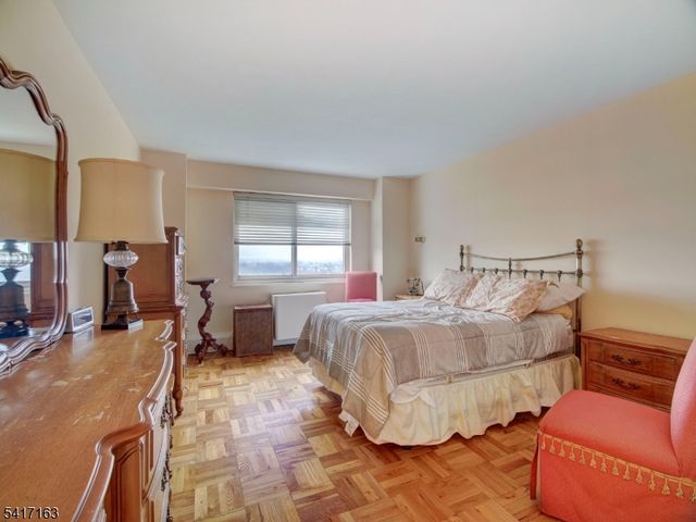 377 S Harrison St 9E, East Orange City, NJ 07018