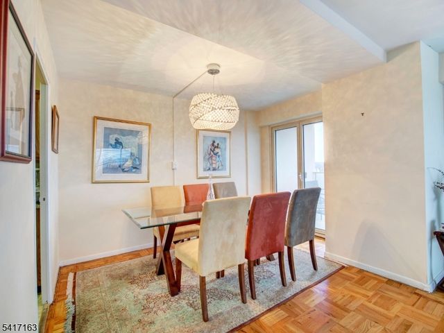 377 S Harrison St 9E, East Orange City, NJ 07018