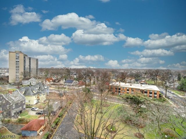 377 S Harrison St 9E, East Orange City, NJ 07018