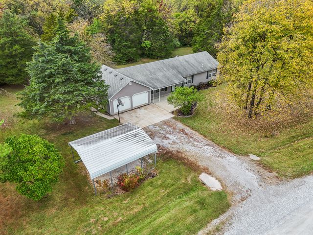 3575 N FREDERICK CT, Columbia, MO 65202