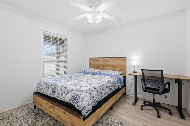 7300 Kary Lynn Drive E, Watauga, TX 76148