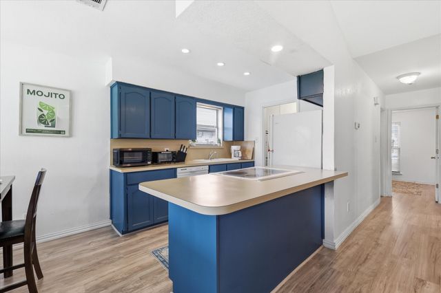 7300 Kary Lynn Drive E, Watauga, TX 76148