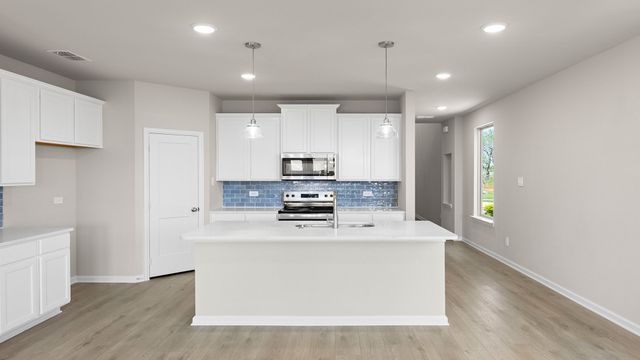 1736 Coachman Drive, Forney, TX 75126