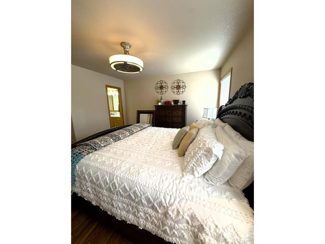 1720 E 11th St, Loveland, CO 80537