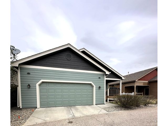 1720 E 11th St, Loveland, CO 80537