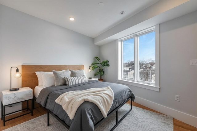 150 Hancock St 101, Quincy, MA 02171