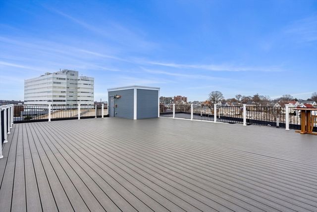 150 Hancock St 101, Quincy, MA 02171