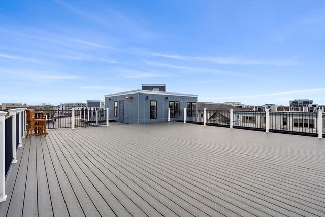 150 Hancock St 101, Quincy, MA 02171