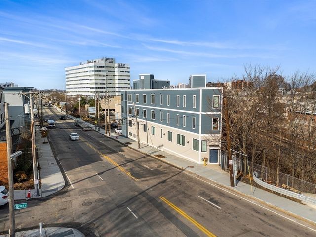 150 Hancock St 101, Quincy, MA 02171