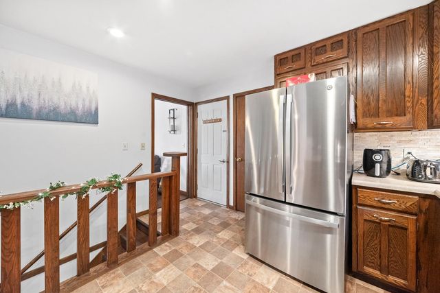 11841 W 250th Street, Belle Plaine, MN 56011