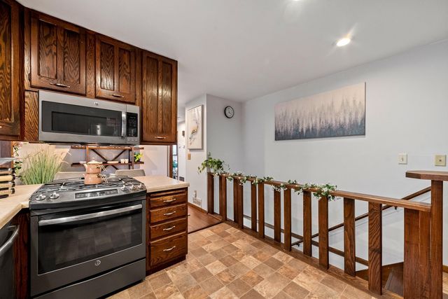 11841 W 250th Street, Belle Plaine, MN 56011