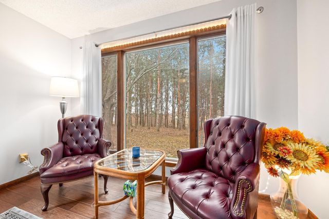 11841 W 250th Street, Belle Plaine, MN 56011