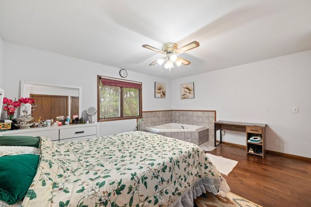 11841 W 250th Street, Belle Plaine, MN 56011