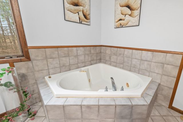 11841 W 250th Street, Belle Plaine, MN 56011