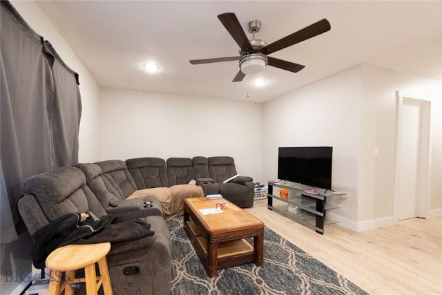 206 S Davis, Belgrade, MT 59714