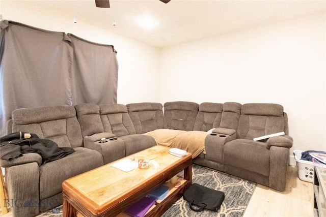 206 S Davis, Belgrade, MT 59714