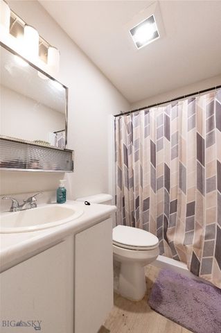 206 S Davis, Belgrade, MT 59714