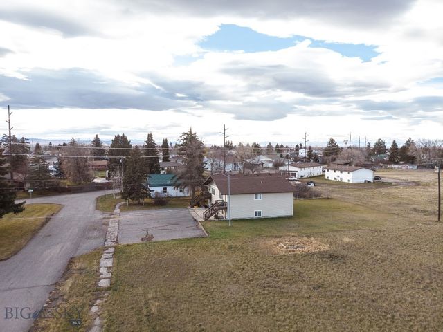 206 S Davis, Belgrade, MT 59714