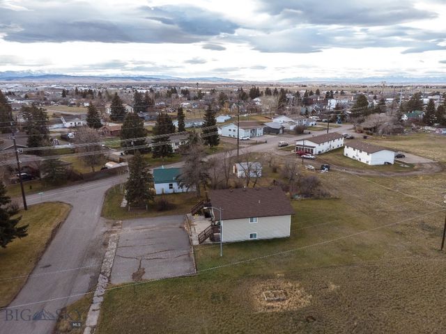 206 S Davis, Belgrade, MT 59714