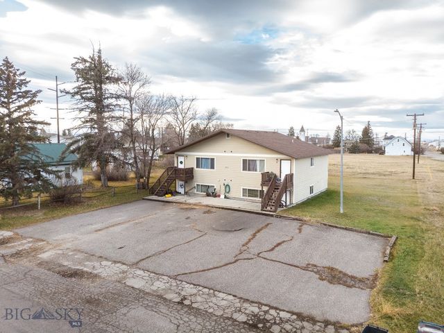 206 S Davis, Belgrade, MT 59714