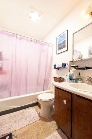 206 S Davis, Belgrade, MT 59714