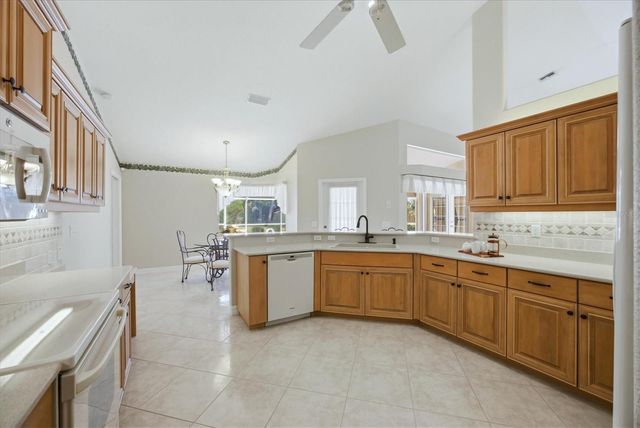 2075 LEMON AVENUE, Englewood, FL 34223