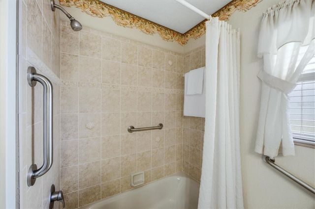 2075 LEMON AVENUE, Englewood, FL 34223