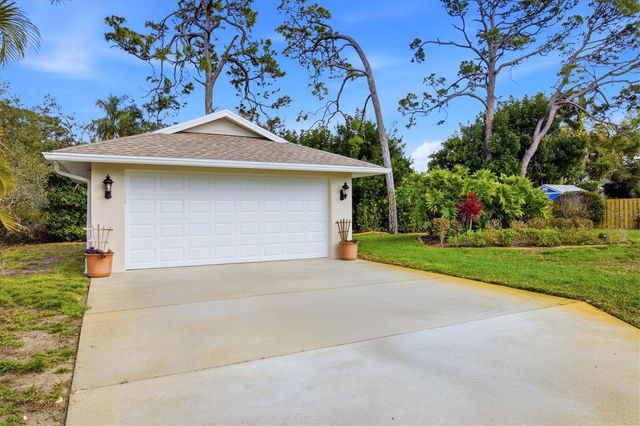 2075 LEMON AVENUE, Englewood, FL 34223