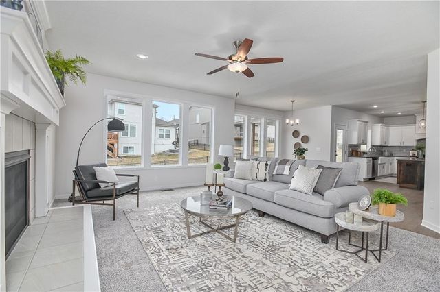 2740 W Park Street, Olathe, KS 66061