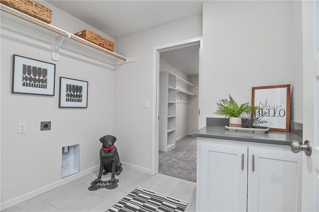 2740 W Park Street, Olathe, KS 66061