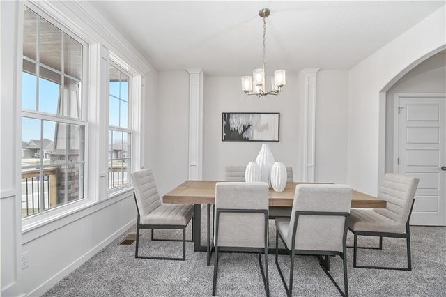 2740 W Park Street, Olathe, KS 66061