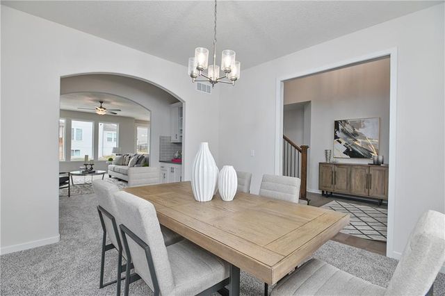 2740 W Park Street, Olathe, KS 66061