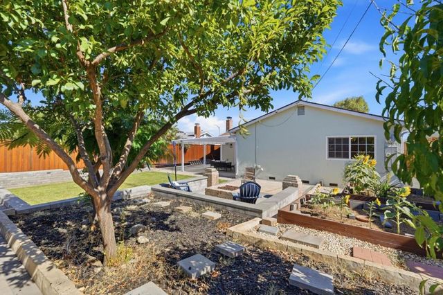 452 Skyway Drive, San Jose, CA 95111