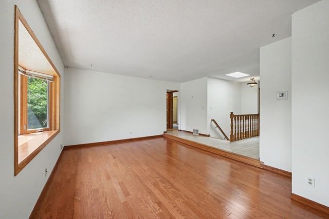 15632 Heywood Way, Apple Valley, MN 55124