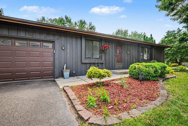 15632 Heywood Way, Apple Valley, MN 55124