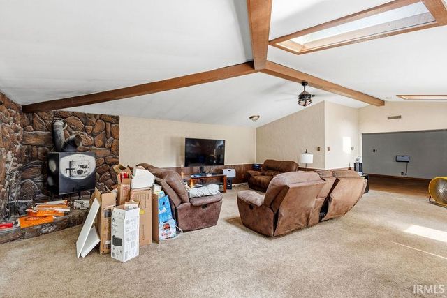 7043 W 200 North Road, Andrews, IN 46702