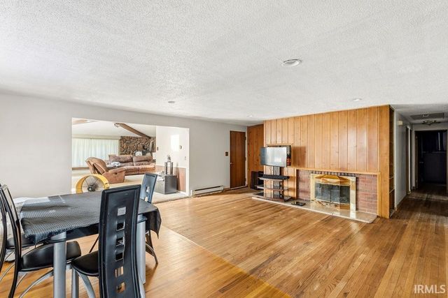 7043 W 200 North Road, Andrews, IN 46702