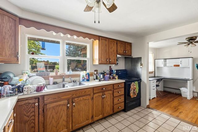 7043 W 200 North Road, Andrews, IN 46702