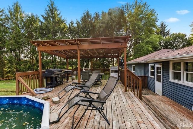 7043 W 200 North Road, Andrews, IN 46702