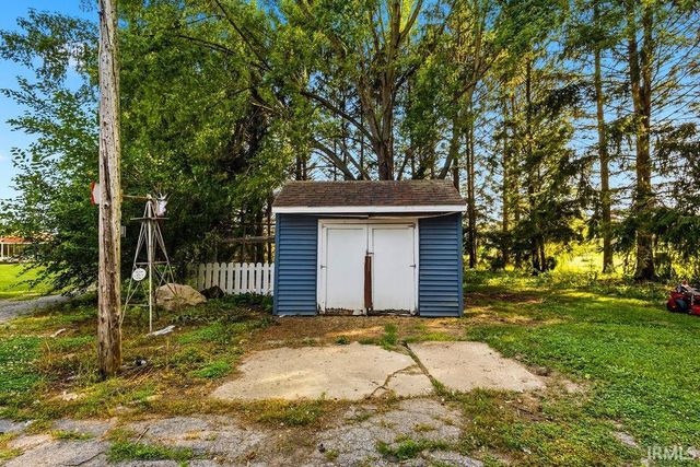 7043 W 200 North Road, Andrews, IN 46702