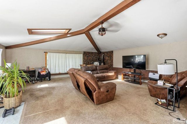 7043 W 200 North Road, Andrews, IN 46702