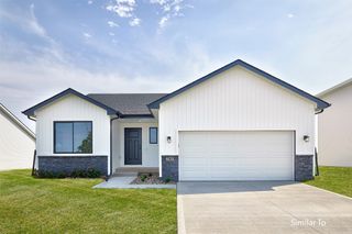 615 NW Compass Avenue, Waukee, IA 50263
