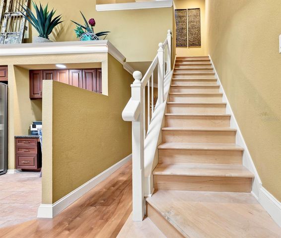 673 SEGOVIA COURT NE 702, St Petersburg, FL 33703