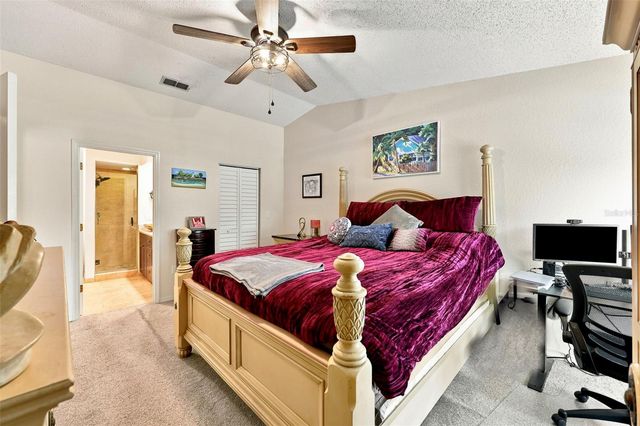 673 SEGOVIA COURT NE 702, St Petersburg, FL 33703