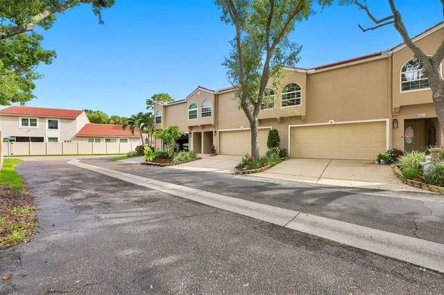 673 SEGOVIA COURT NE 702, St Petersburg, FL 33703