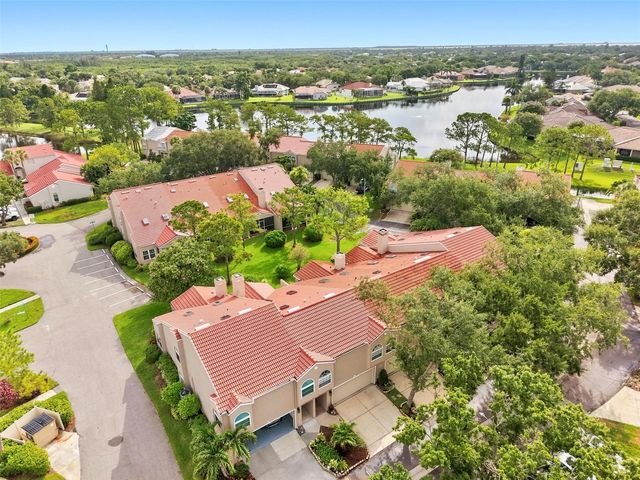 673 SEGOVIA COURT NE 702, St Petersburg, FL 33703