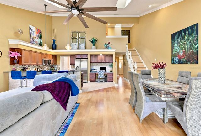673 SEGOVIA COURT NE 702, St Petersburg, FL 33703