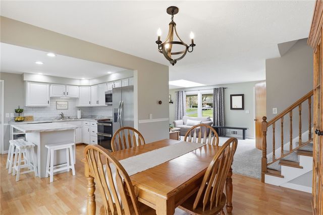 11 Saxony Road, Pittsford, NY 14534